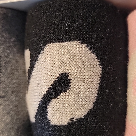 KEAZA SOCKS. Initialed "S" a - Picture 3 of 6